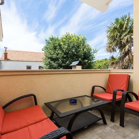 Apartmani Vinko Tribunj-Sovlje Tribalj Екстериор снимка