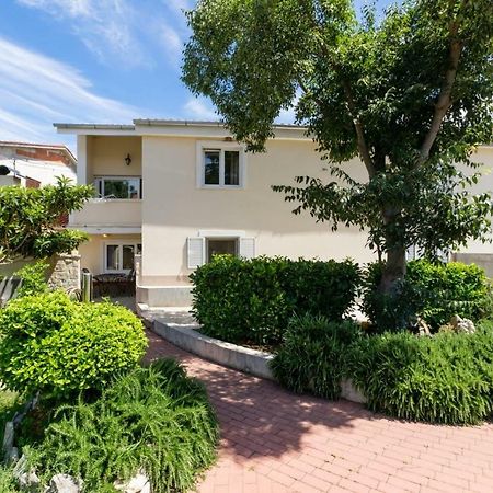 Apartmani Vinko Tribunj-Sovlje Tribalj Екстериор снимка