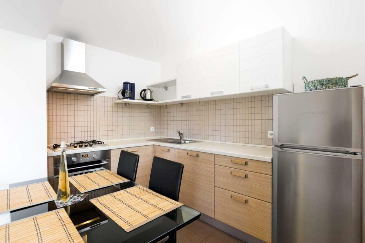 Apartmani Vinko Tribunj-Sovlje Tribalj Екстериор снимка